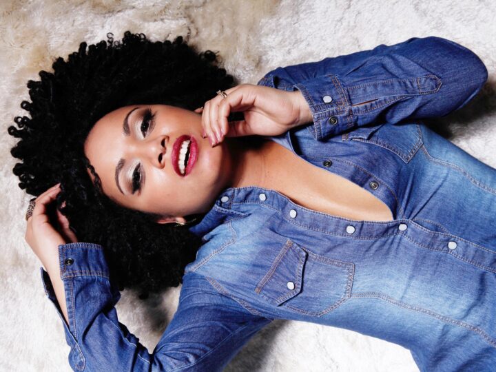 Jak rozčesat i ty nejkudrnatější a nejzacuchanější vlasy?